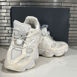 New Balance Kids Sneakers - White
